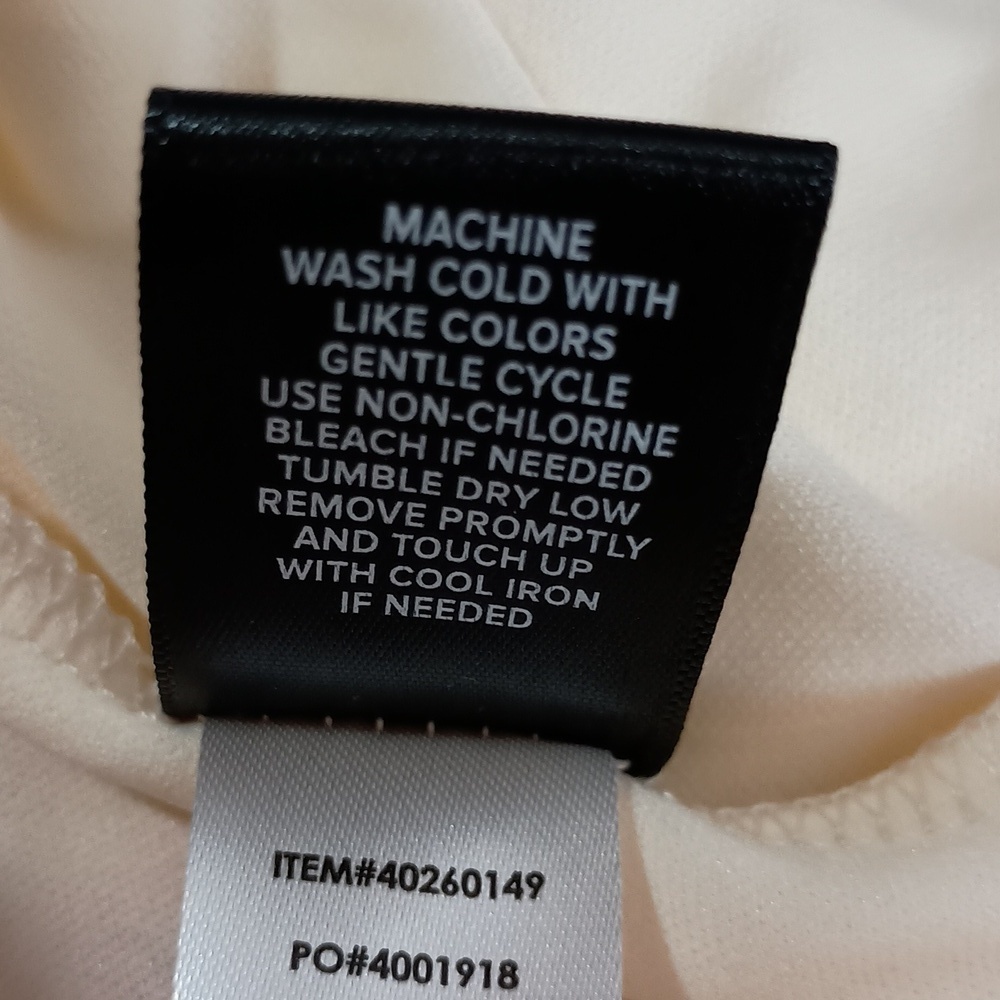 Torrid NWT Floral Elastic Waist Tea Length Skirt Size 2 equivalent to an 18-20 - Picture 9 of 12